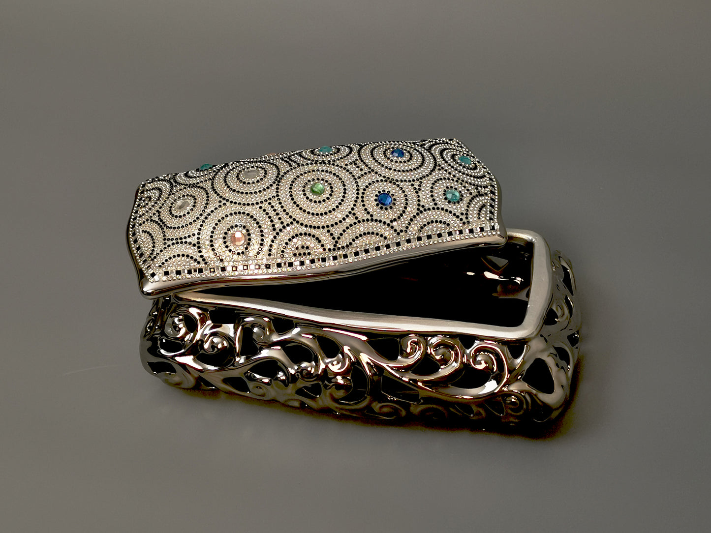Exquisite Silver Vintage-Jewelry Box