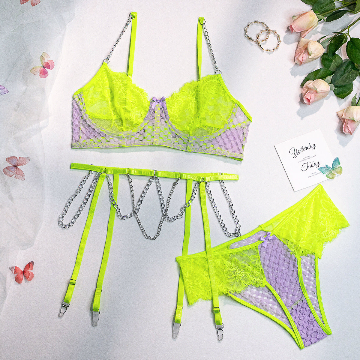 Lace hollow contrasting color splicing chain set