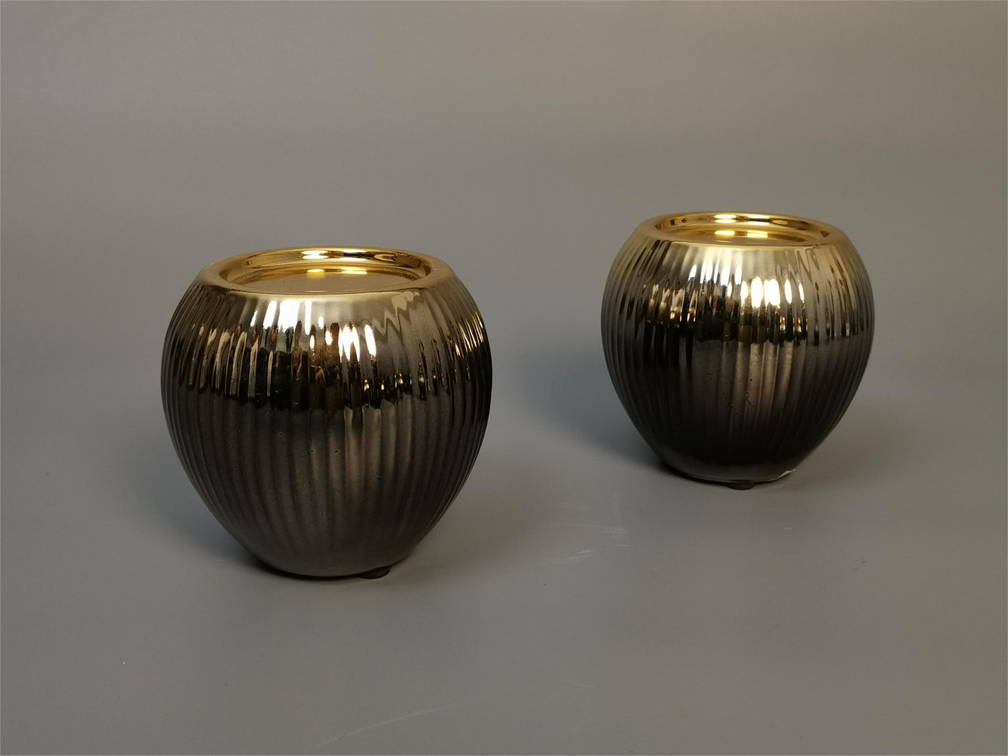 Elegant Golden Home Decor Round Candle Holder